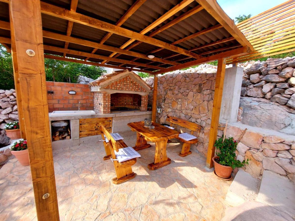 Holiday House Pag Zubovići Εξωτερικό φωτογραφία