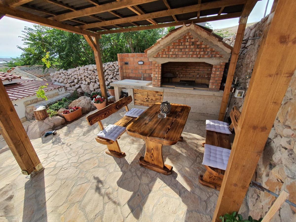 Holiday House Pag Zubovići Εξωτερικό φωτογραφία