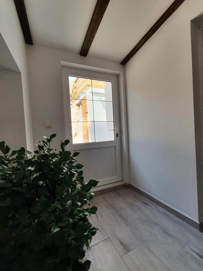 Holiday House Pag Zubovići Εξωτερικό φωτογραφία