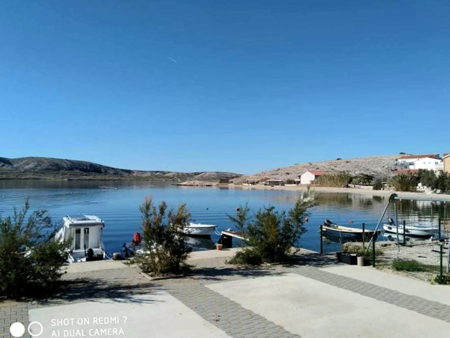 Holiday House Pag Zubovići Εξωτερικό φωτογραφία